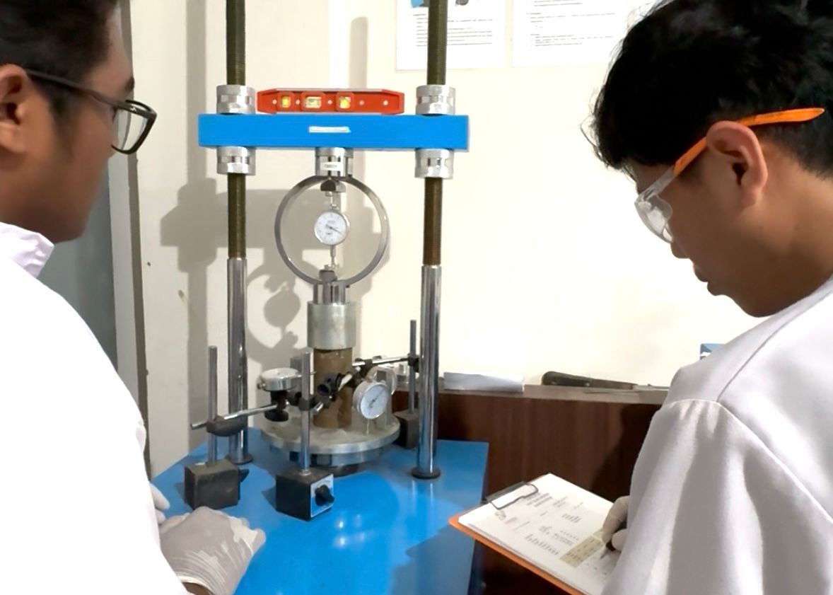 Kegiatan Pengujian Laboratorium